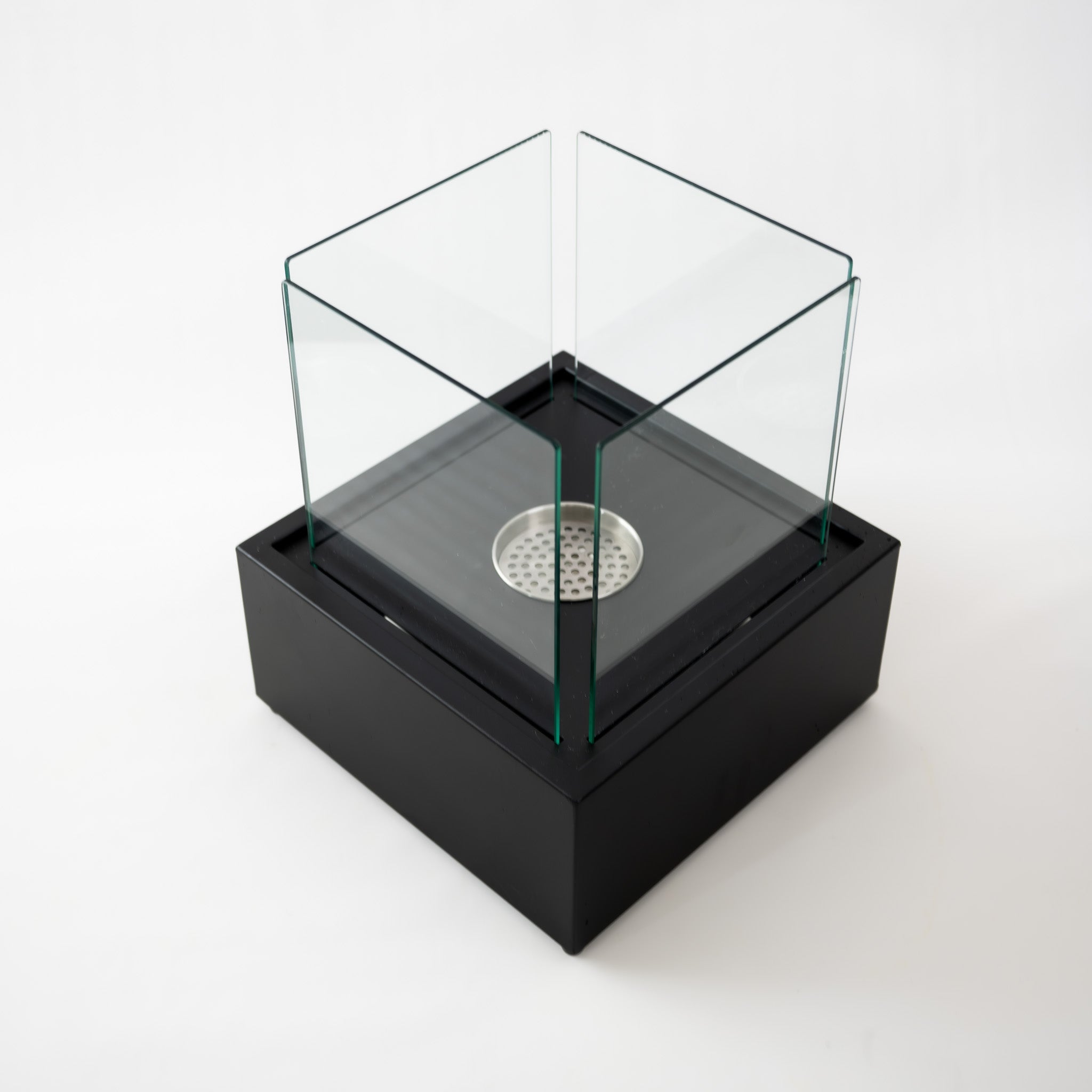 The Big Cube - black 16t -   Size: 35*35*42cm